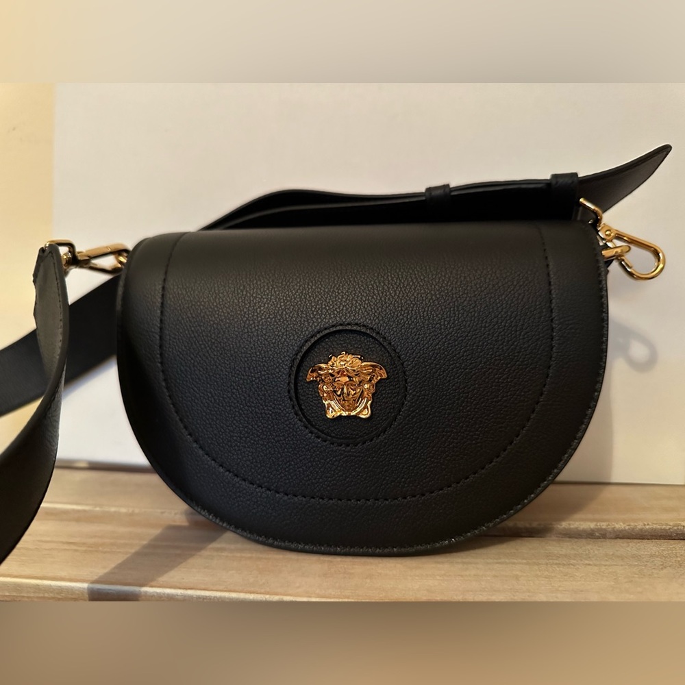 VERSACE purse in calfskin (NEW)